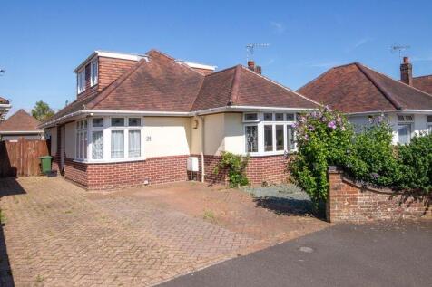 3 bedroom detached bungalow for sale