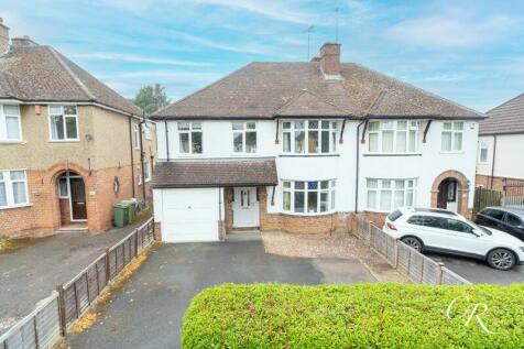 4 bedroom semi-detached house for sale