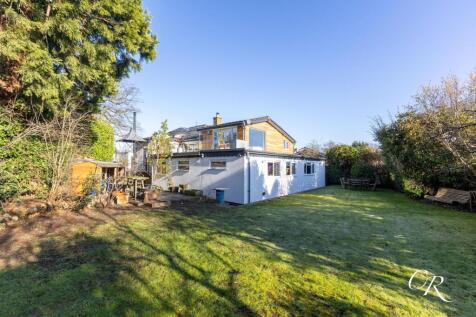 5 bedroom detached house for sale