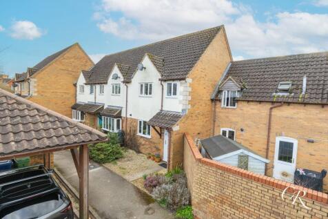 3 bedroom end of terrace house for sale