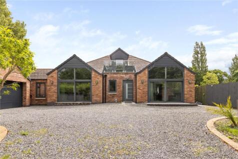The Avenue, Healing, Grimsby, N E... 4 bed detached house for sale