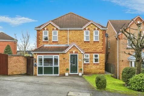 4 bedroom detached house for sale