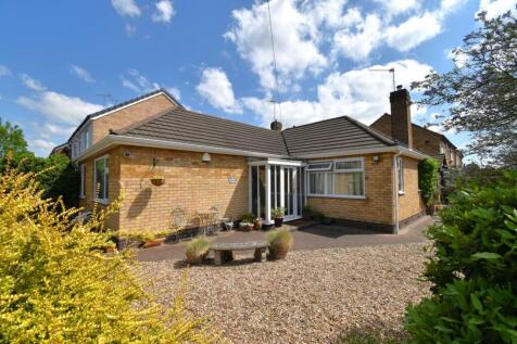 Brixham Drive, Wigston 3 bed detached bungalow for sale