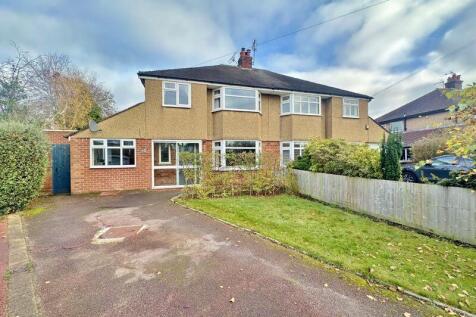 3 bedroom semi-detached house for sale