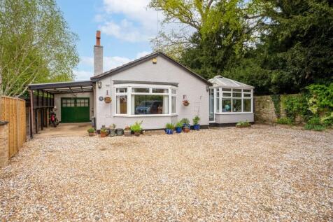 High Street, Cottenham, CB24 3 bed detached bungalow for sale