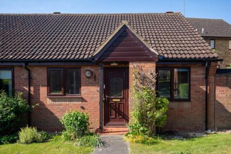 The Spinney, Bar Hill, CB23 2 bed bungalow for sale