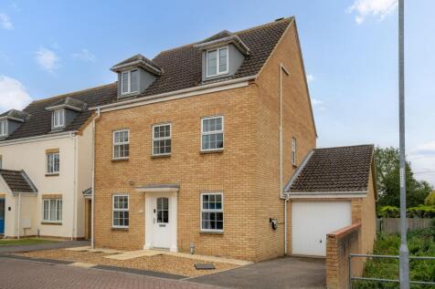 5 bedroom detached house for sale