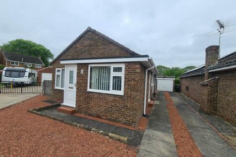 2 bedroom detached bungalow for sale