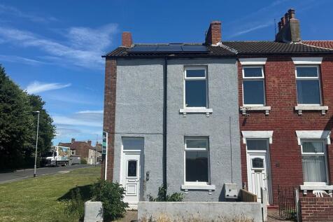2 bedroom end of terrace house for sale