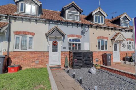 Clacton on Sea CO16 1 bed terraced house for sale