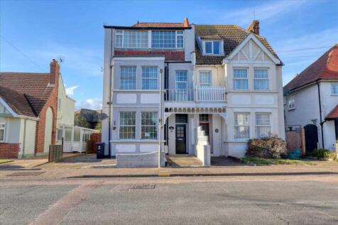 6 bedroom semi-detached house for sale