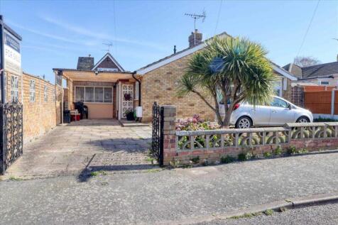 Great Clacton CO15 2 bed bungalow for sale