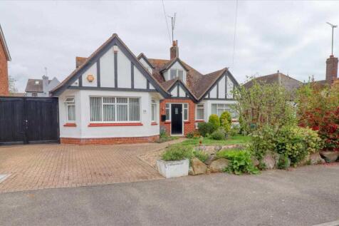 5 bedroom bungalow for sale