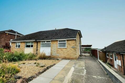 2 bedroom semi-detached bungalow for sale