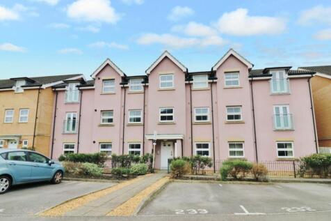 2 bedroom ground floor flat for sale