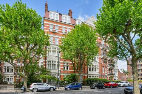 Fitzjames Avenue, West Kensington... 3 bed flat for sale