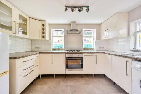 Cathnor Road, Shepherd's Bush... 2 bed flat for sale