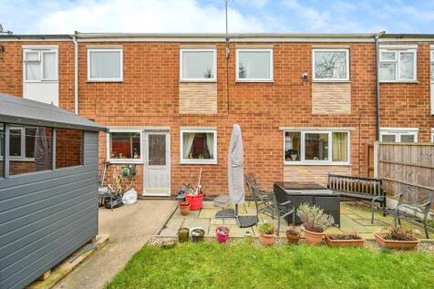 4 bedroom terraced house for sale