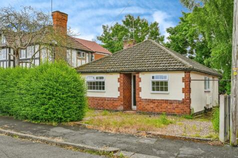 2 bedroom detached bungalow for sale