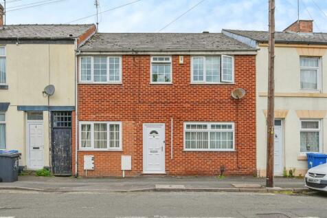 5 bedroom terraced house for sale