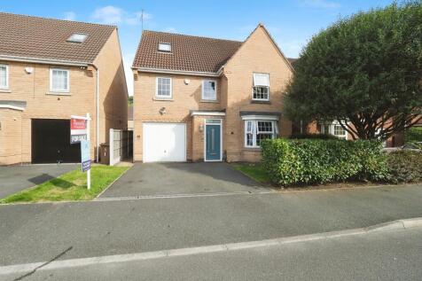 6 bedroom detached house for sale