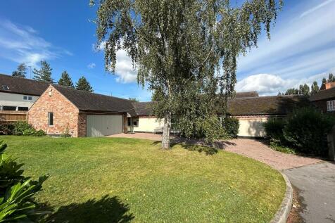 3 bedroom detached bungalow for sale