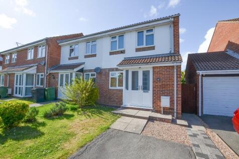 Dovedale Gardens, Eastbourne, East... 2 bed terraced house for sale