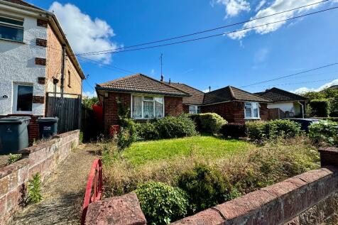 2 bedroom semi-detached bungalow for sale