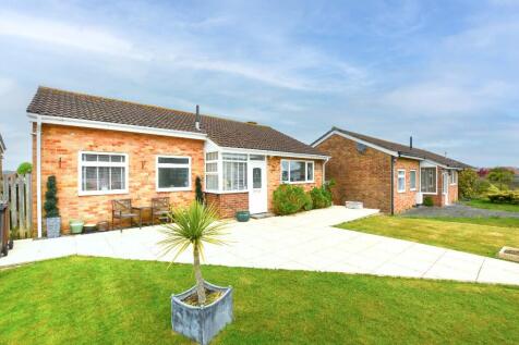 Seven Sisters Road, Eastbourne, East... 2 bed bungalow for sale