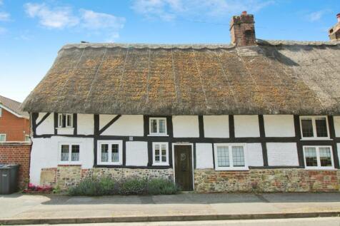 2 bedroom semi-detached house for sale