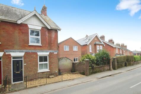 2 bedroom semi-detached house for sale