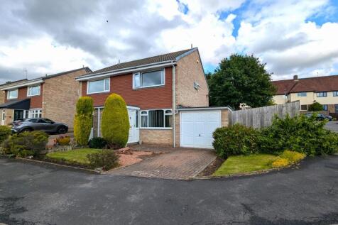 2 bedroom semi-detached house for sale