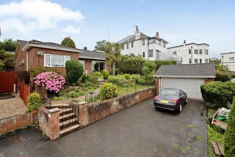 4 bedroom detached bungalow for sale