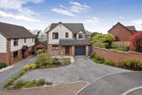Highgrove Park, Teignmouth, TQ14 4 bed detached house for sale