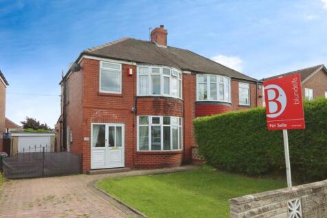 3 bedroom semi-detached house for sale