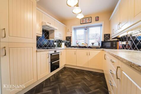 4 bedroom town house for sale