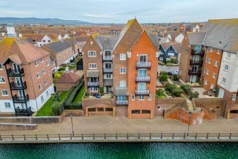 Havana Court, Eastbourne BN23 2 bed flat for sale
