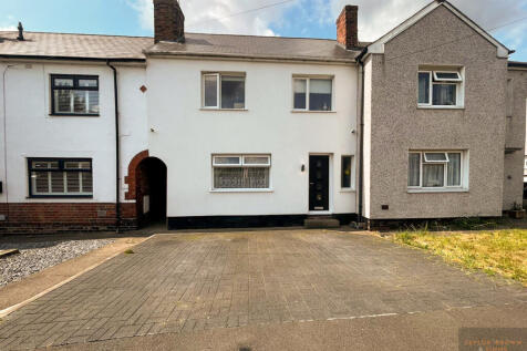 3 bedroom terraced house for sale