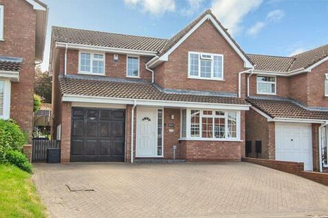 St Francis Close, Cannock WS12 4 bed detached house for sale
