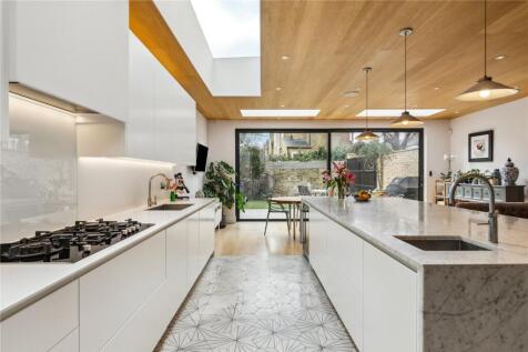 Clapham Common West Side, SW4 6 bed semi