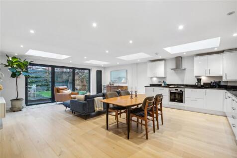 3 bedroom apartment for sale