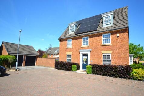 5 bedroom detached house for sale