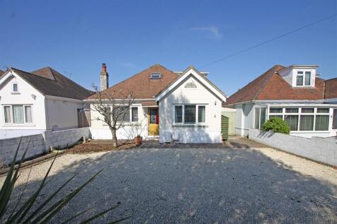 Wynford Road, Bournemouth 3 bed detached bungalow for sale