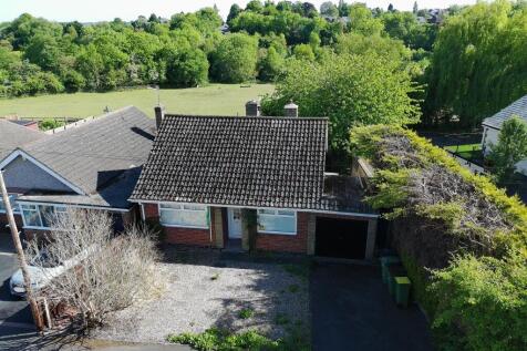2 bedroom detached bungalow for sale