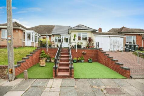 3 bedroom semi-detached bungalow for sale