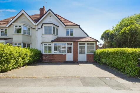 4 bedroom semi-detached house for sale