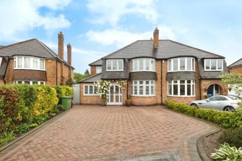 5 bedroom semi-detached house for sale