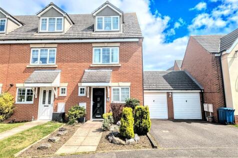 3 bedroom end of terrace house for sale