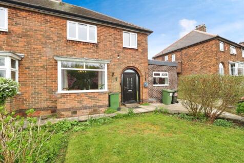 2 bedroom semi-detached house for sale