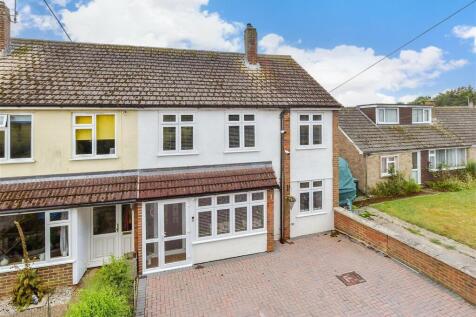 4 bedroom semi-detached house for sale